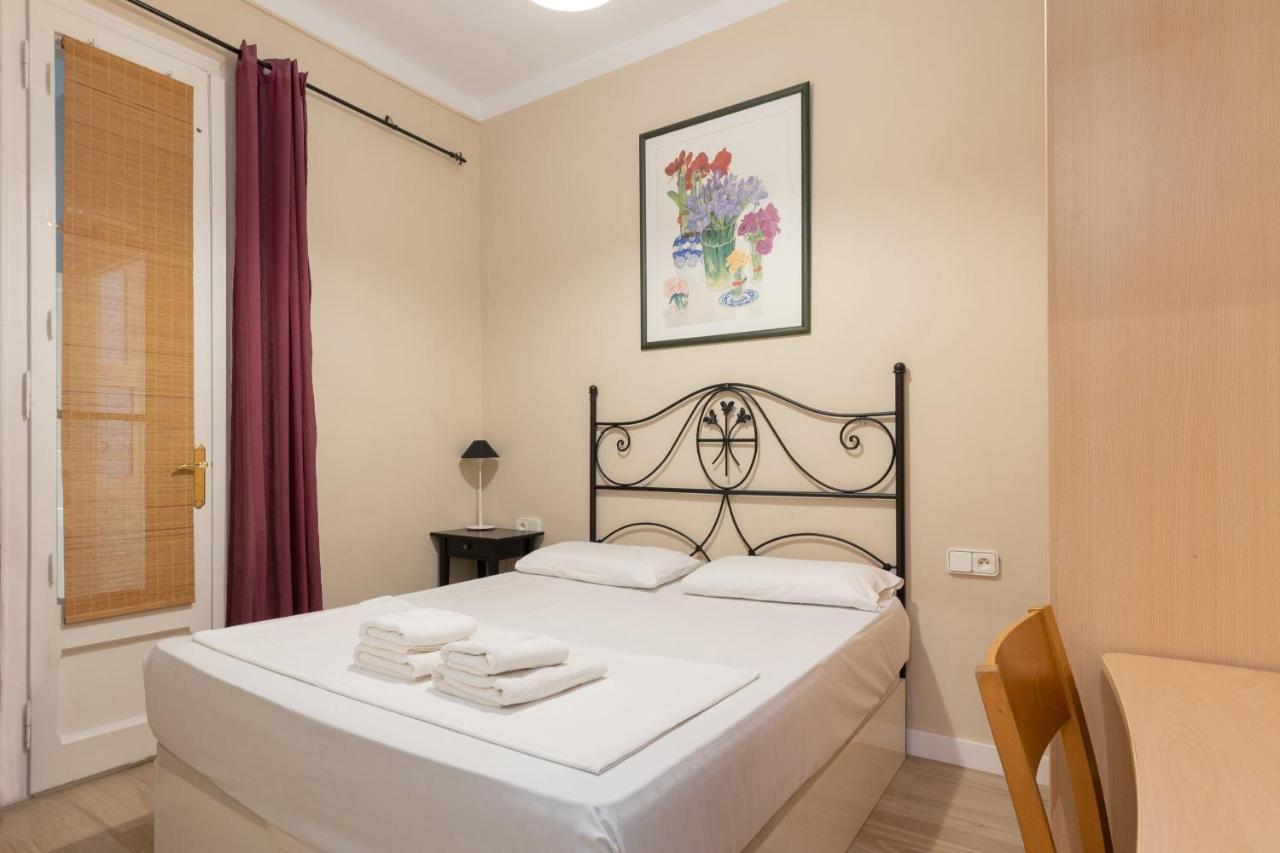 Appartamento Aparteasy - Family 4-bedroom Barcellona