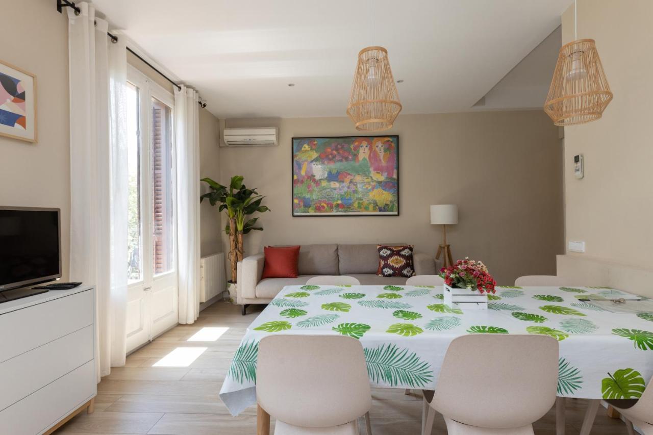 Aparteasy - Family 4-Bedroom Apartment Apartment